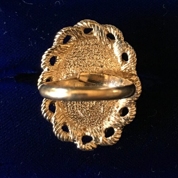 NOS Classy Vintage 1975 OLD VIENNA Sarah Coventry Adjust Ring Antiqued Goldtone - Picture 2 of 6